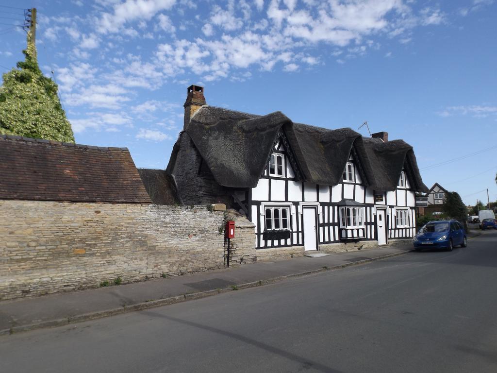 Your Home From Home On The Edge Of The Cotswolds Έβεσαμ Εξωτερικό φωτογραφία